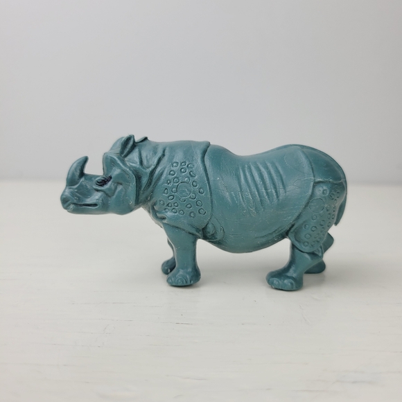 Vintage Zoo Animals Play Set Zebra Giraffe Camel Rhino Donkey made in  Hong Kong - Picture 13 of 16